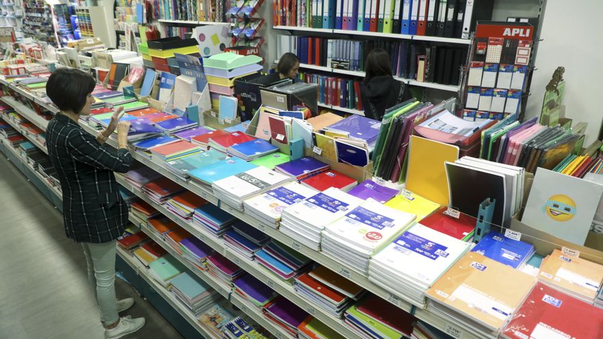 Los castellanomanchegos gastarán una media de 345 euros para la vuelta al cole, un 22% más que en 2023