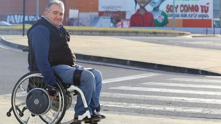 César Sánchez / ICAL El presidente de la Asociación de Minusválidos del Bierzo, AMBI, Jose Antonio Fierro