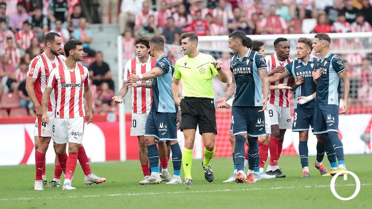 Las imágenes del Sporting de Gijón - Córdoba CF