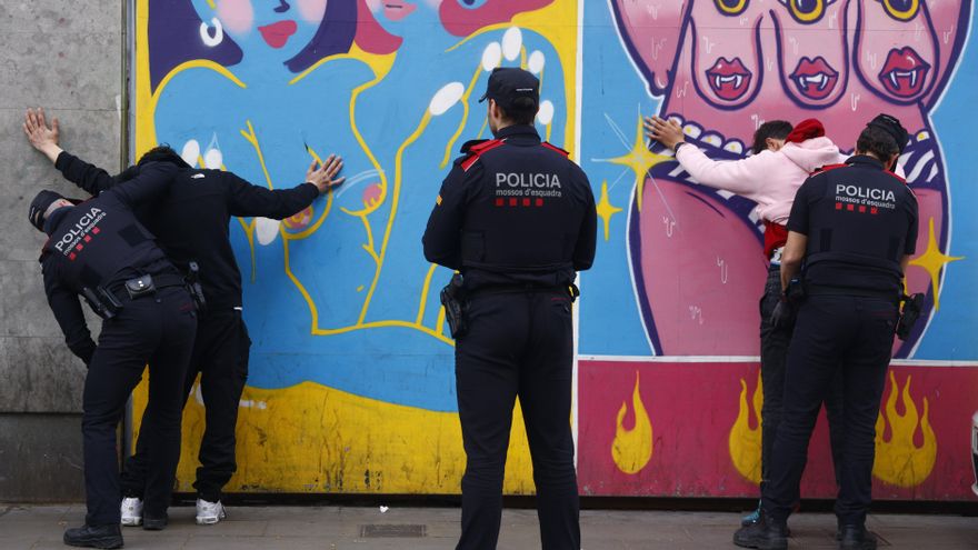 Catalunya desplegará mossos de paisano en los institutos para reducir la conflictividad