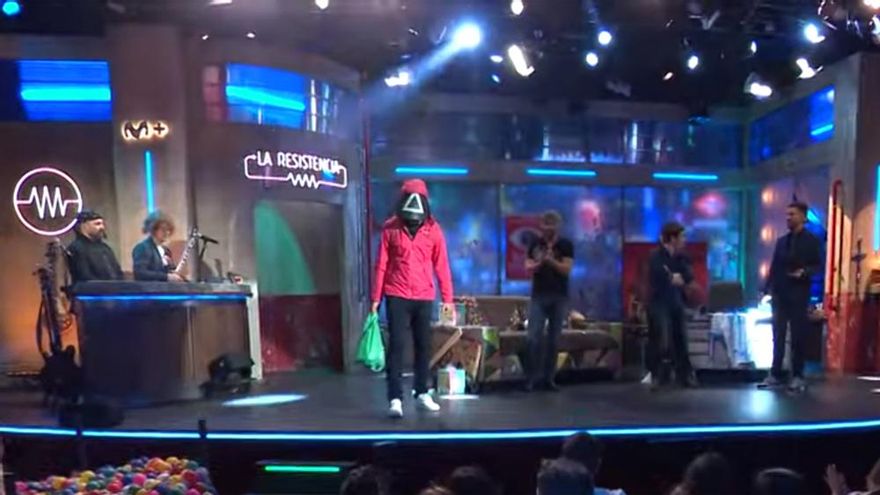 'El juego del calamar' llegó a 'La Resistencia' con su versión "mal": "Esto no es Corea, esto es España"