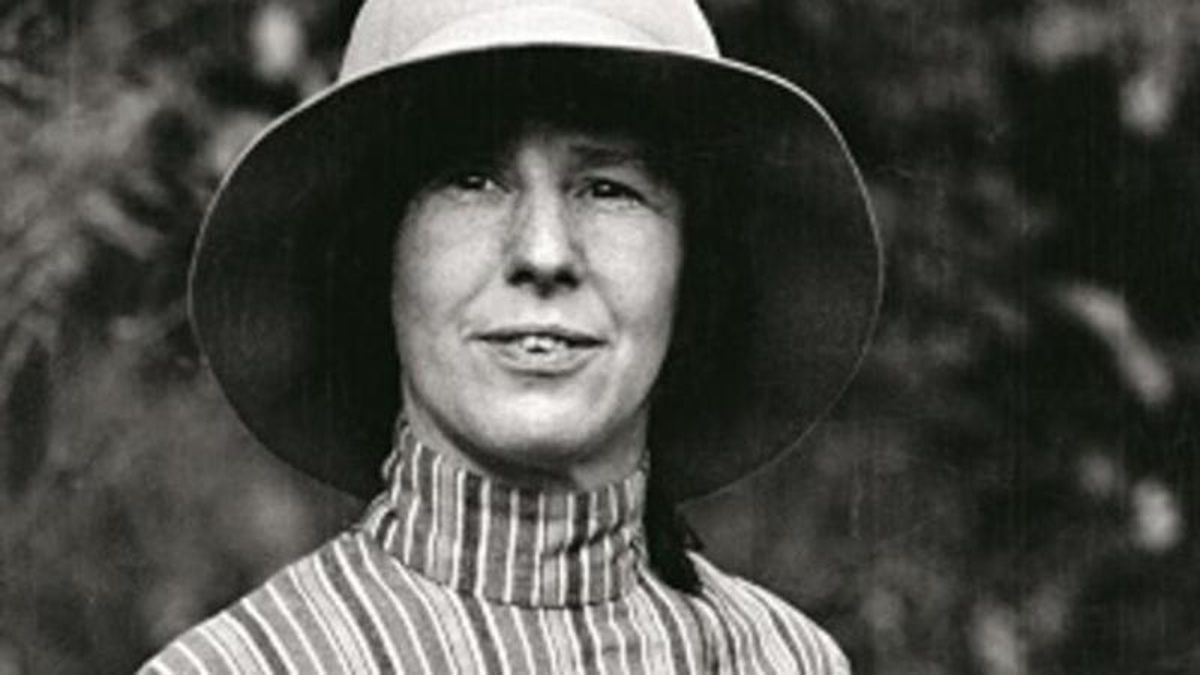 Fue una mujer que destrozó los esquemas sociales de su época para adentrarse en solitario por los confines geográficos de Asia y Oriente Medio