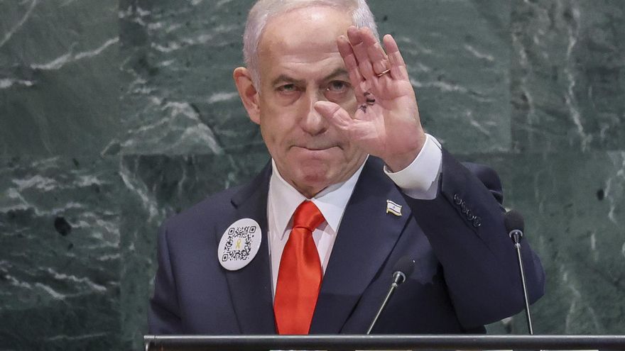 El primer ministro de Israel, Benjamin Netanyahu, habla durante el Debate General de la 80ª sesión de la Asamblea General de Naciones Unidas este viernes en Nueva York, EE.UU. EFE/SARAH YENESEL