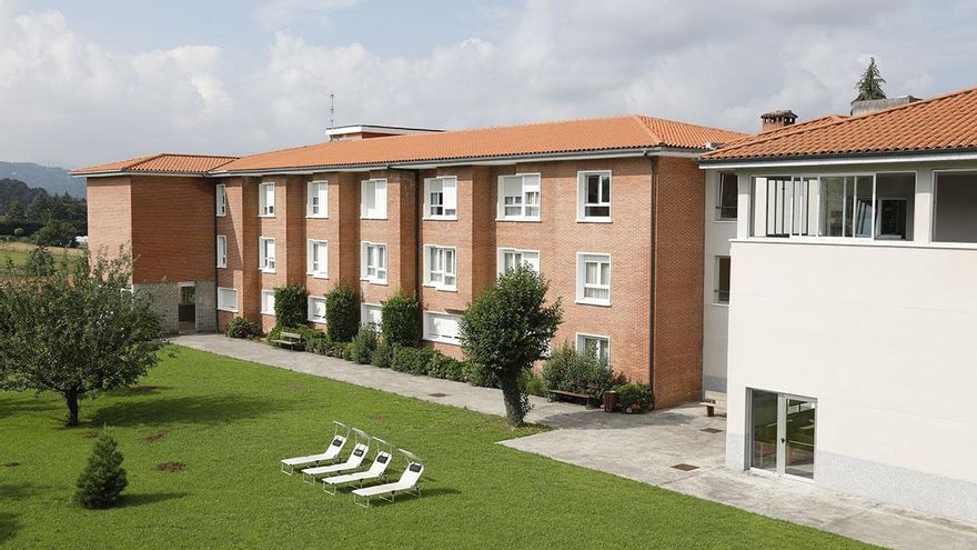 Las residencias vascas registran tres nuevos fallecimientos en 48 horas y un brote con 17 positivos en Loiu Gurena