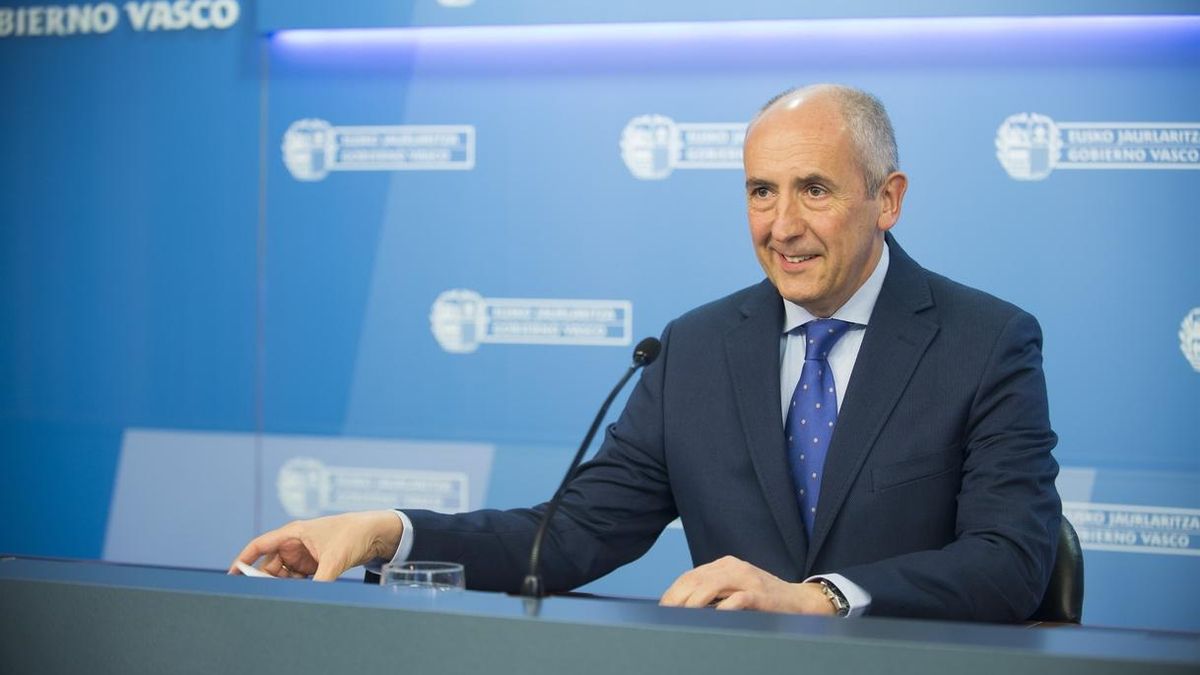 Los funcionarios vascos recuperan este año 2016 las 35 horas semanales