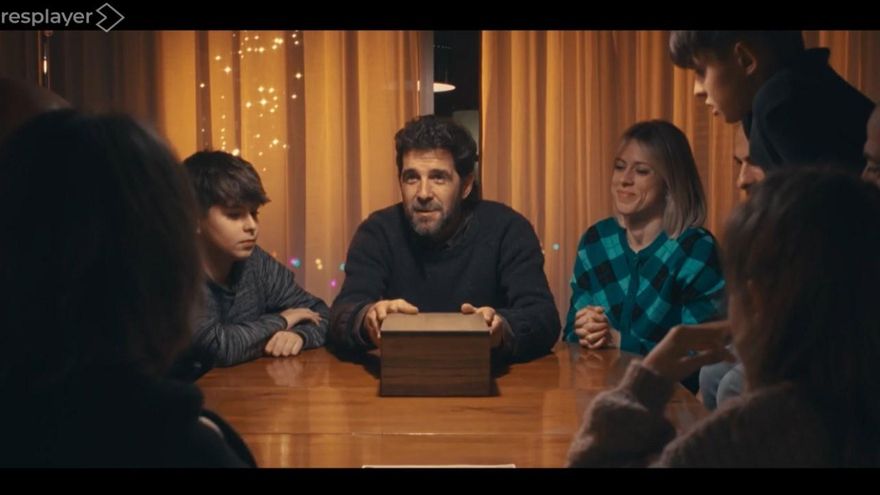 El regalo de Navidad de Gonzo a una familia para que disminuyan su consumo del móvil