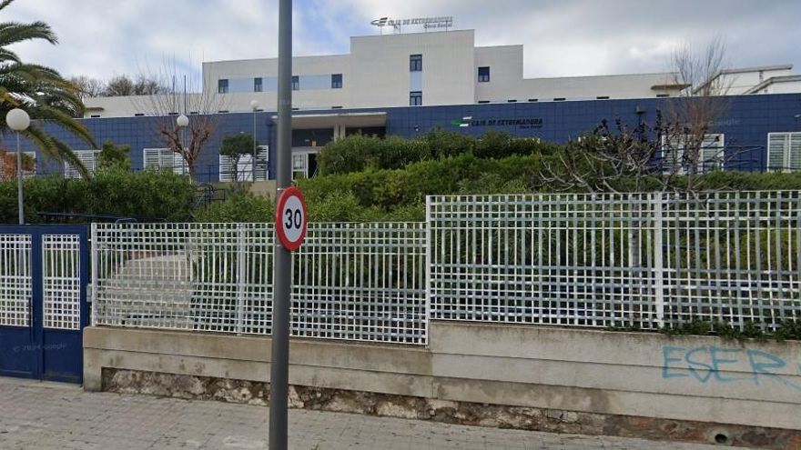 La familia de un matrimonio de mayores de Plasencia acepta otra residencia con tal de que vayan juntos