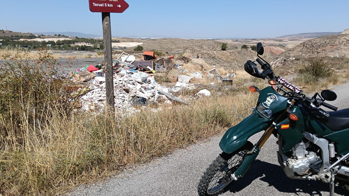 La Guardia Civil identifica a empresas y particulares por vertidos ilegales en la Vía Verde de Ojos Negros, en Teruel