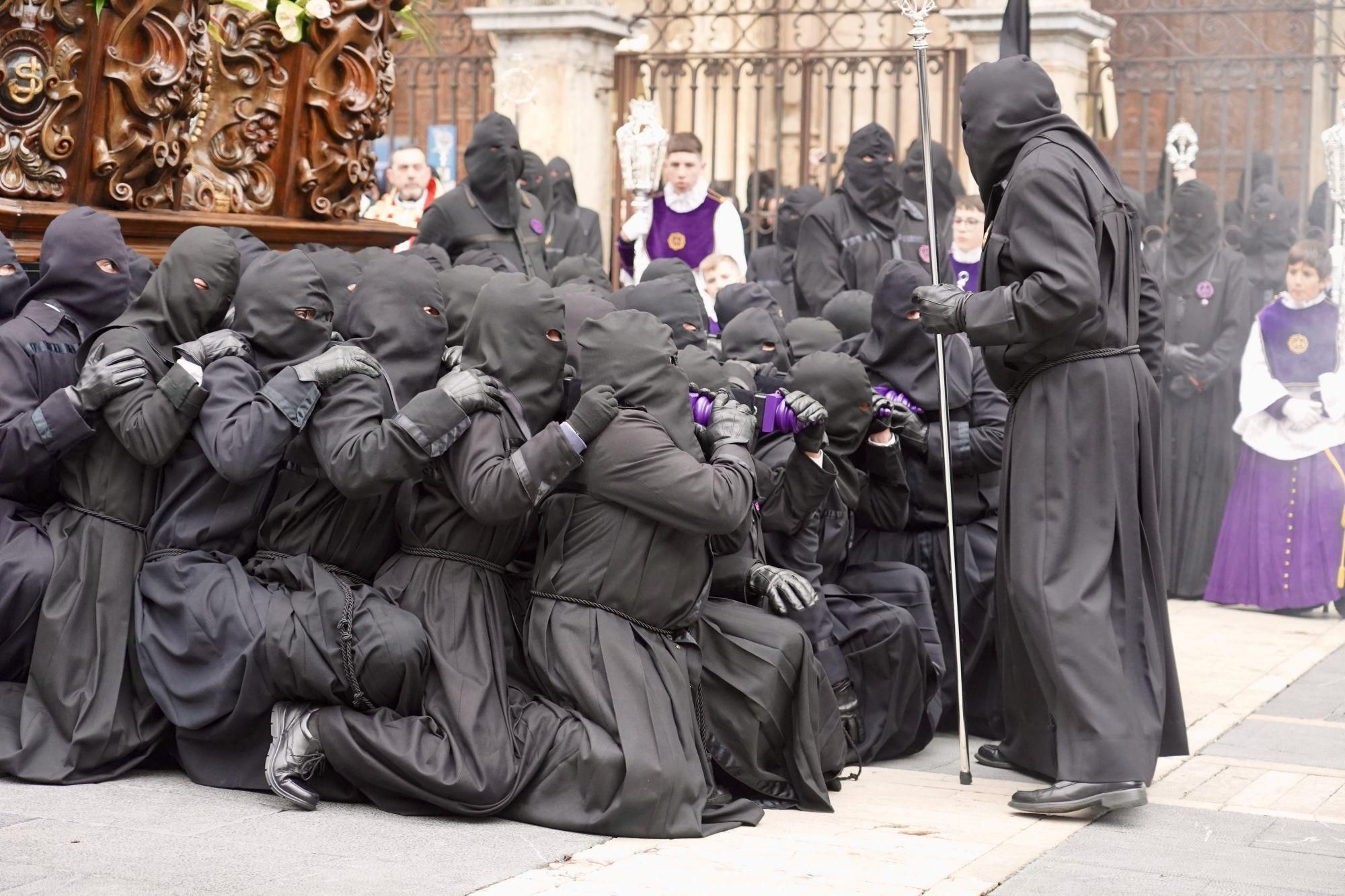 La Procesión de los Pasos en León y el Encuentro 2025