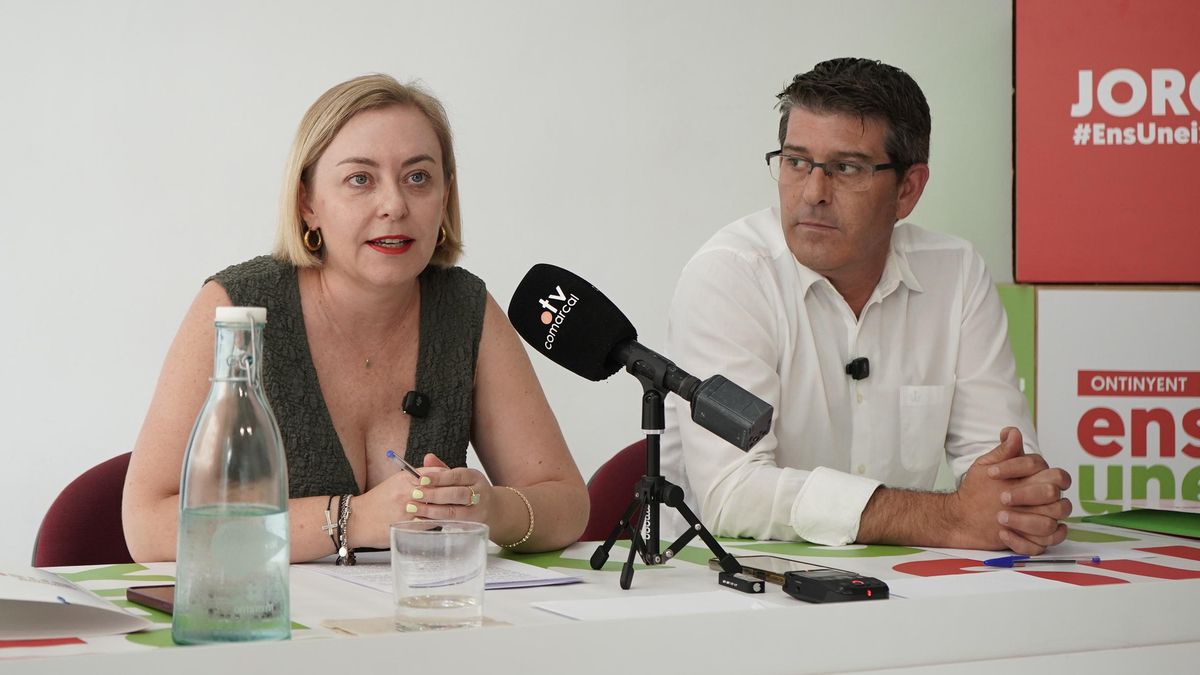 Natàlia Enguix, junto a Jorge Rodríguez durante la rueda de prensa de inicio de curso político de Ens Uneix.