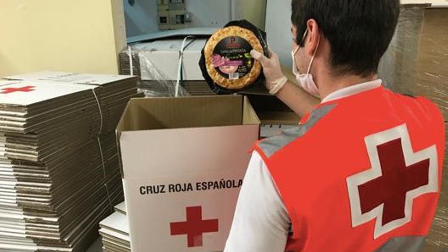 Palacios dona más de 800 cajas de productos a hoteles, hospitales y asociaciones
