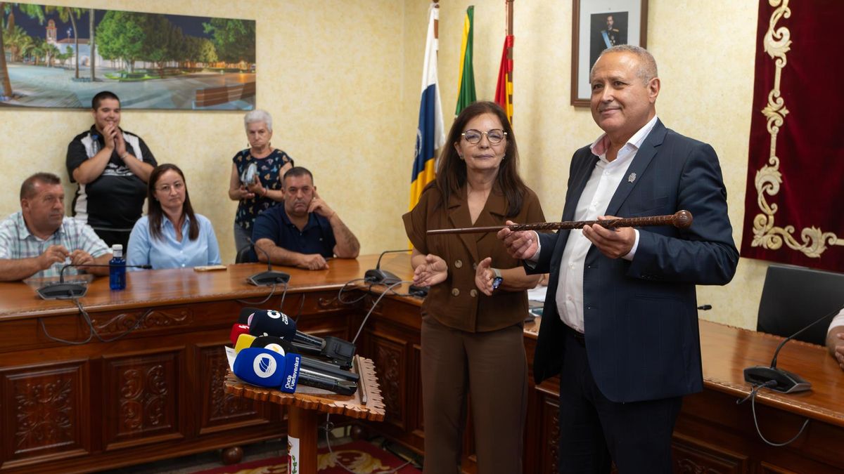 Juan Cabrera, de AMF, nuevo alcalde de Antigua tras prosperar la censura contra Matías Peña