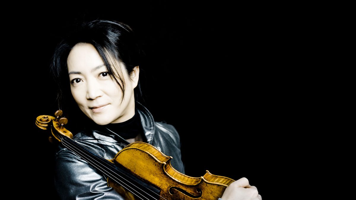 La violinista japonesa Akiko Suwanai ofrecerá un concierto único en el Teatro Colón