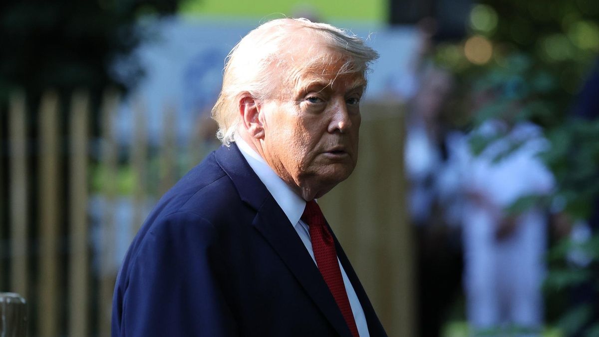 EuropaPress 7605732 june 17 2026 evian haute savoie france us president donald trump during his