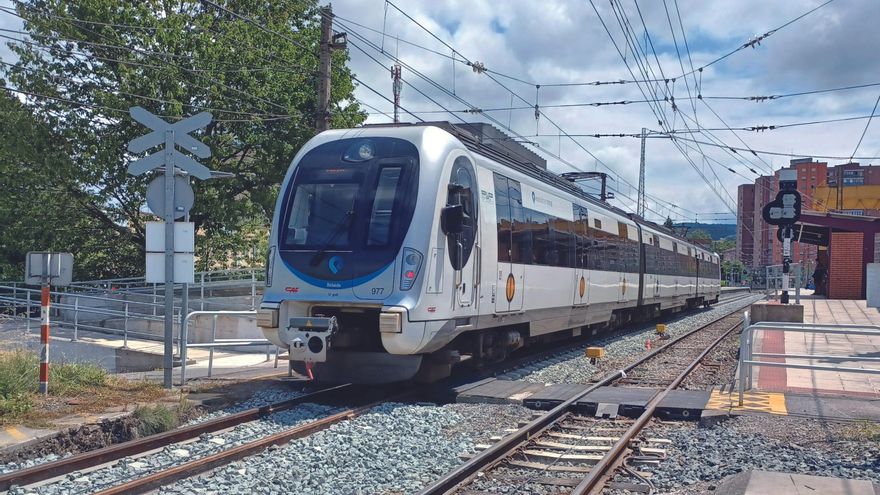 Euskotren: 40 años y 1.200 millones de viajes por las vías vascas