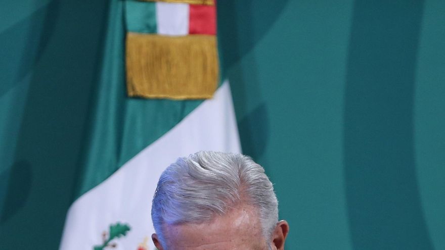 López Obrador es un peligro para democracia de México, según The Economist