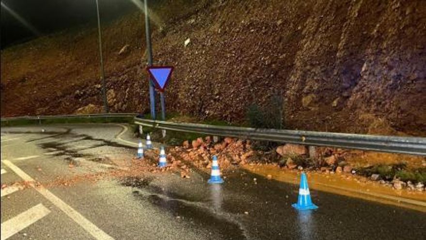 Variante del Minero afectada por el temporal en Puertollano (Ciudad Real)