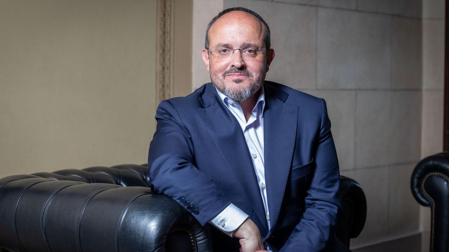 Alejandro Fernández: "No me fío de Illa, pero si rompe con el separatismo nos podemos sentar a hablar"