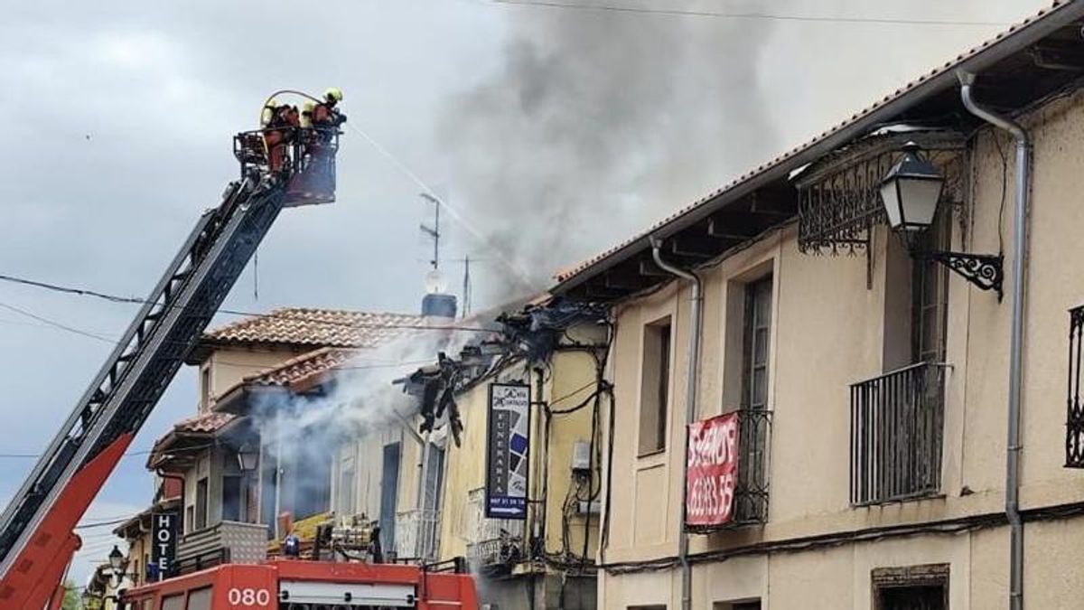Incendio en una vivienda deshabitada en Mansilla de las Mulas.
