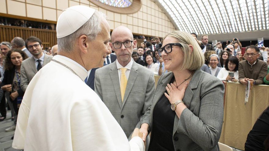 Elise Ann Allen, vaticanista: "León XIV continuará el camino de Francisco, pero no con el tema LGTBI o con las mujeres"