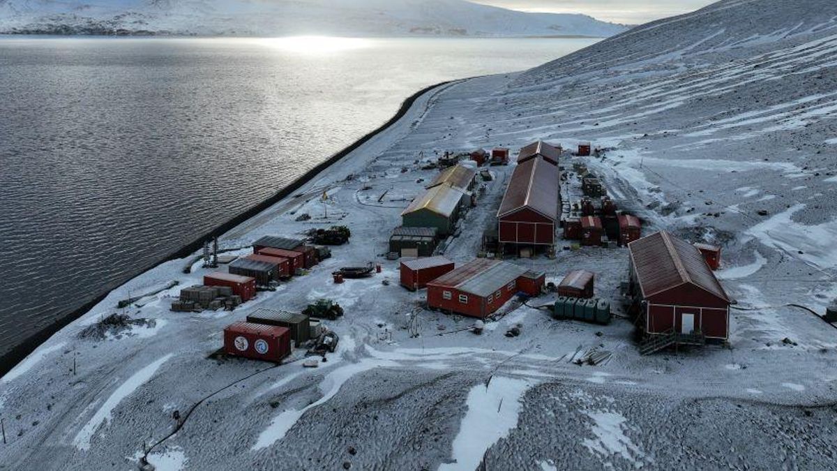 La Base Antártica Española, situada en la isla Decepción, fue 'bautizada' con el nombre del explorador