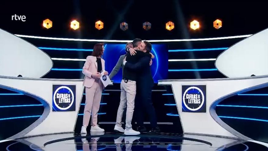 Así entregó 'Cifras y letras' el mayor bote de su historia, 252.500 euros, a un concursante en su primer programa