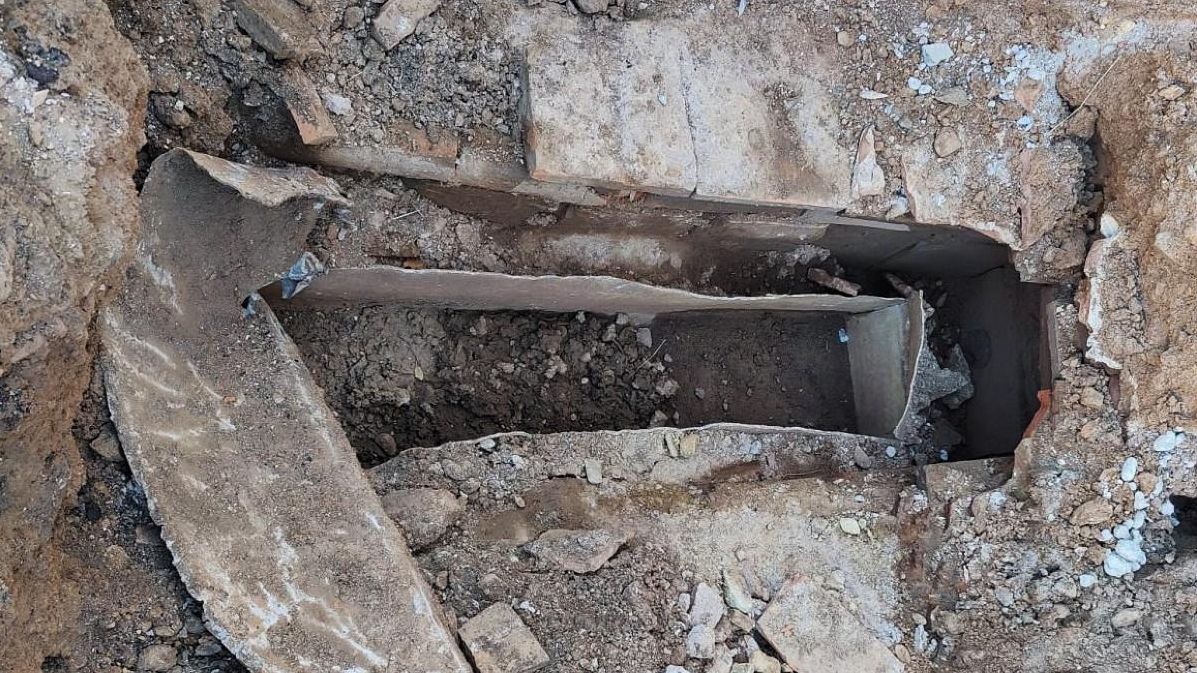 El PSOE de Astorga denuncia la falta de excavación integral de una necrópolis romana en las obras de un Mercadona