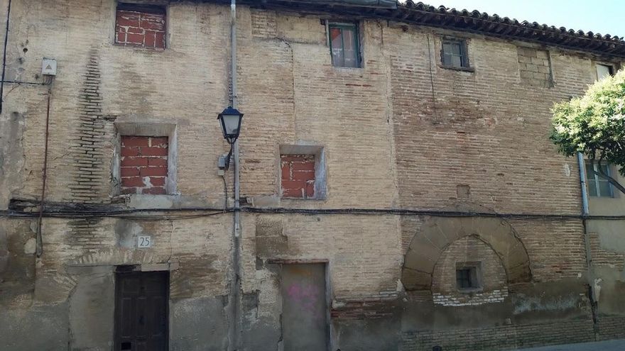 El derribo del edificio civil más antiguo de Huesca, ¿desastre o necesidad arquitectónica?