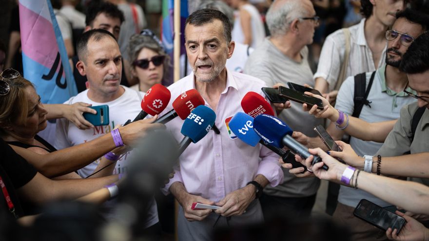 El coordinador general de Izquierda Unida, Antonio Maíllo, durante la manifestación estatal del Orgullo LGTBI+ 2025, a 5 de julio de 2025, en Madrid (España).