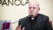 El presidente de los obispos desautoriza al prior del Valle de los Caídos: "No puede negarse a exhumar los restos"