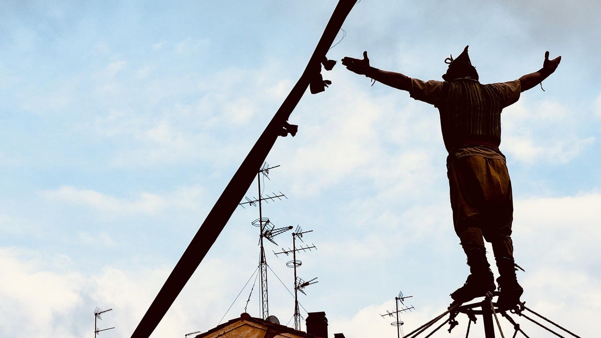 Uno de los espectáculos del mercado medieval de Vitoria
