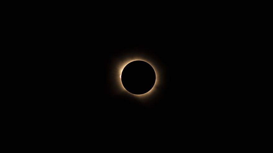 Así te hemos contado el histórico eclipse solar total este 12 de agosto de 2026