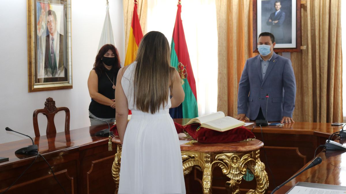 Toma de posesión del nuevo personal incorporado al Ayuntamiento tinerfeño de Arona