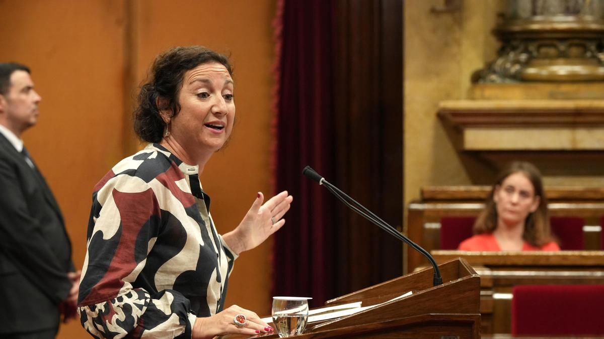 El Parlament aprueba los primeros presupuestos de Illa con el apoyo de ERC y Comuns
