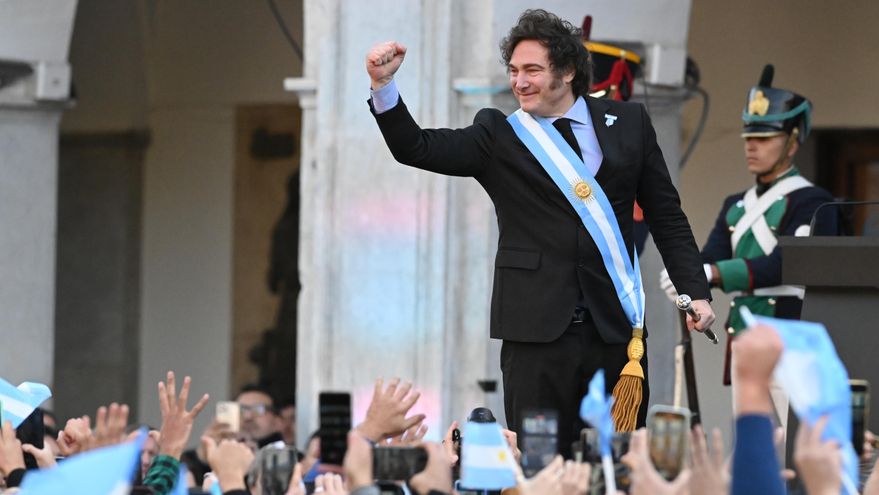 Seis meses de Gobierno de Milei y de guerra contra la memoria democrática en Argentina