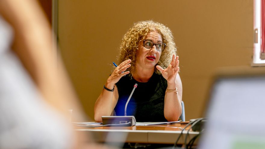 Itinerarios individuales y menos burocracia para reducir el paro y la pobreza en Canarias