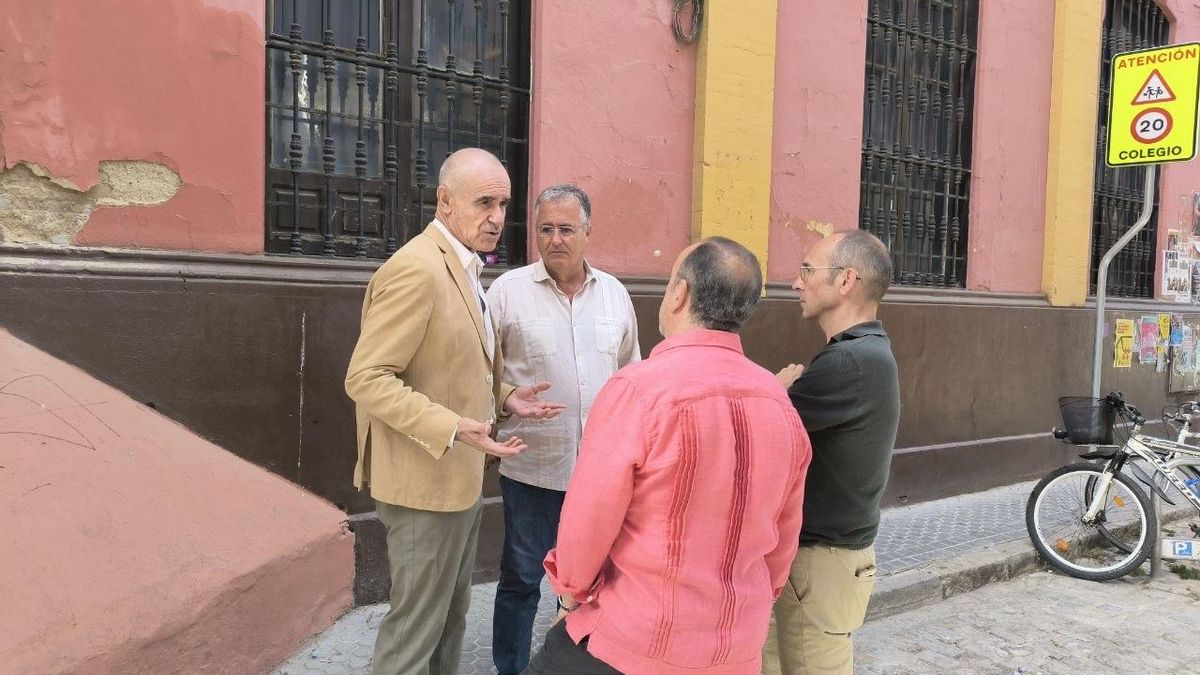 Un hotel de cuatro estrellas con 40 habitaciones: el PSOE rechaza el "pelotazo urbanístico" en los corralones de Sevilla
