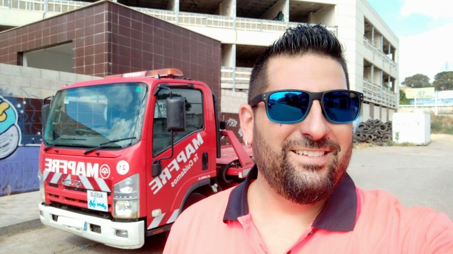 El padre del joven muerto tras ser reducido por la Guardia Civil: "No le quitaron las esposas ni para intentar reanimarlo"