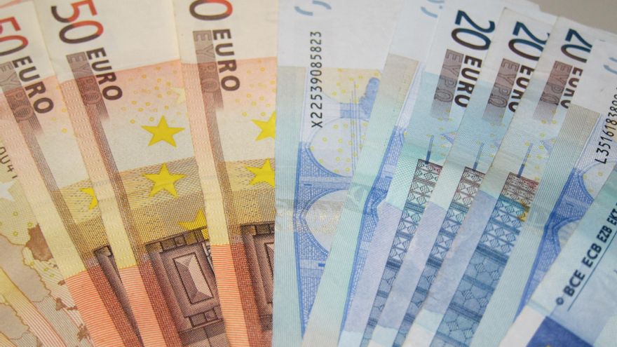 Billetes de euro, dinero