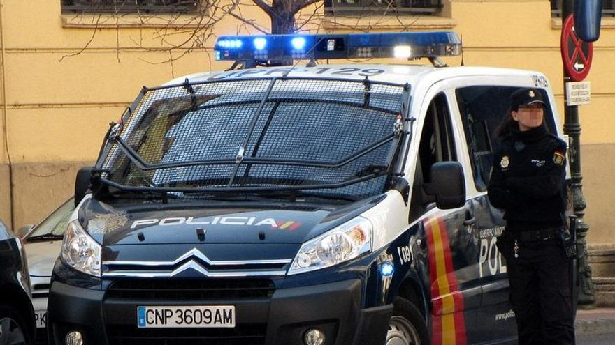 Una macrorredada en cuatro locales de ocio nocturno en Oviedo se salda con 17 detenidos