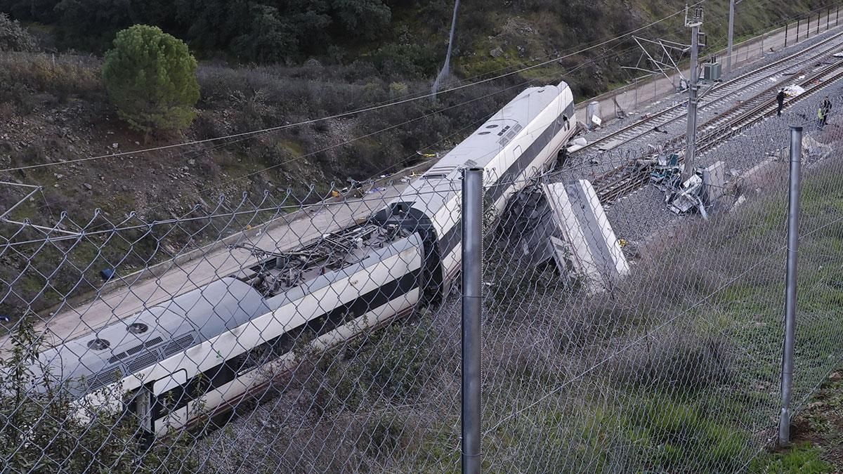 Extremadura decreta tres días de luto oficial por el accidente ferroviario de Adamuz