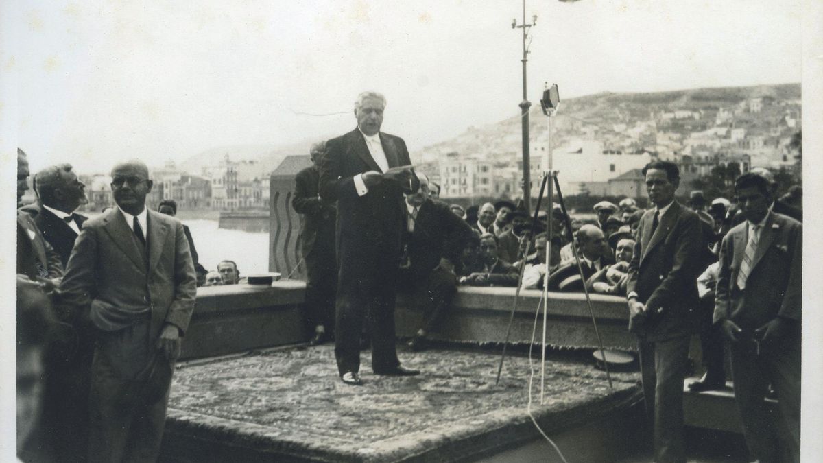 El escritor y periodista, Ángel Guerra.