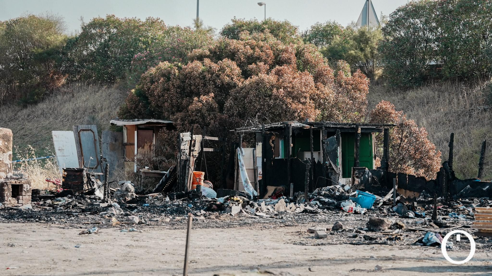 Asentamiento afectado tras el incendio que arrasó varias chabolas