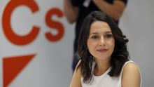 Arrimadas se postula para suceder a Rivera: "En momentos difíciles hay que dar el paso"