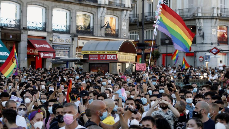 Concentraciones en toda España piden el fin de la LGTBfobia y "justicia para Samuel"