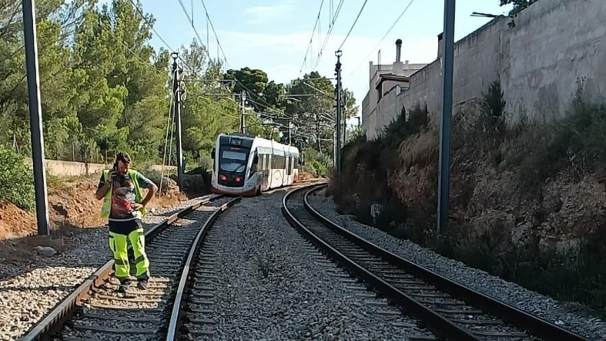 Un tren descarrila prop de l'estació de Marratxí