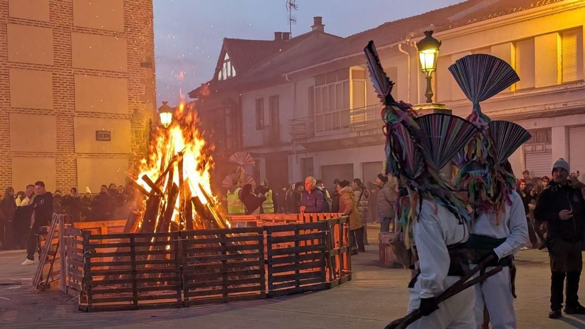 Antruejo de Carrizo de la Ribera.