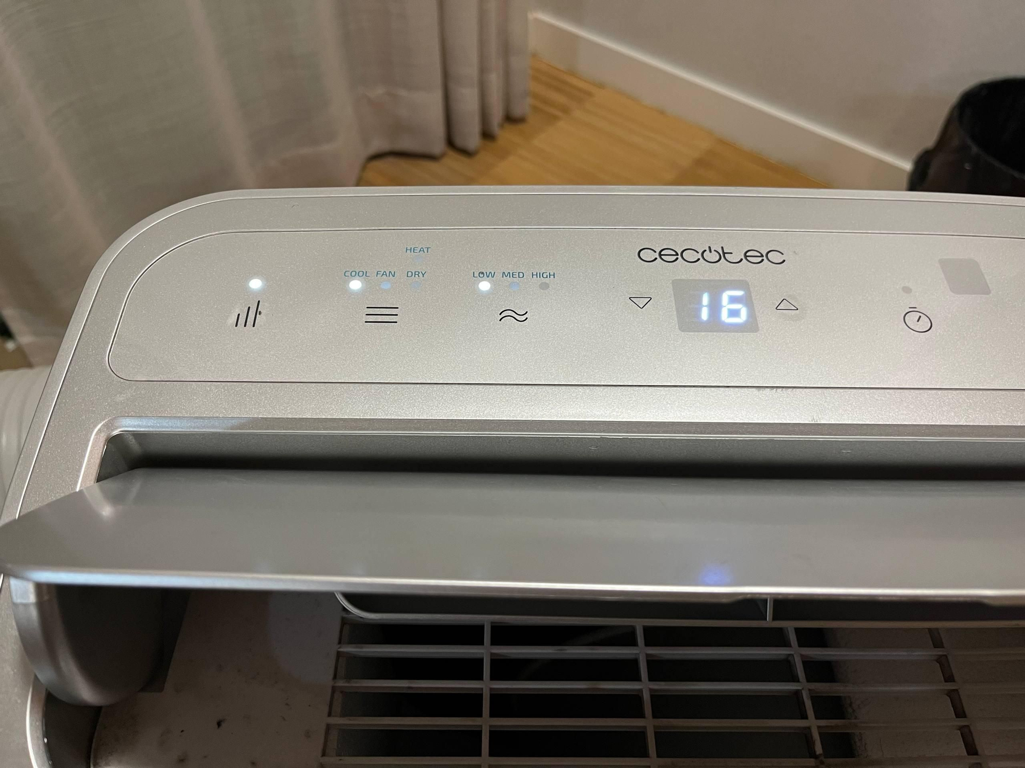 El pingüino a una temperatura de 16 grados en 'baja potencia' o 'low' en la residencia de mayores