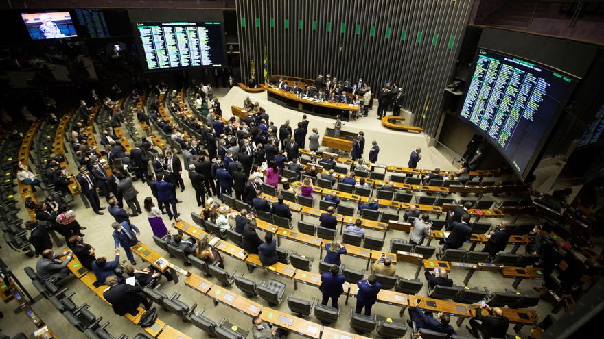 El Congreso de Brasil da el primer paso para revocar una ley de la dictadura