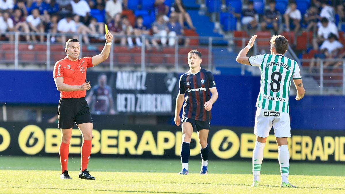 Las imágenes del SD Eibar - Córdoba CF